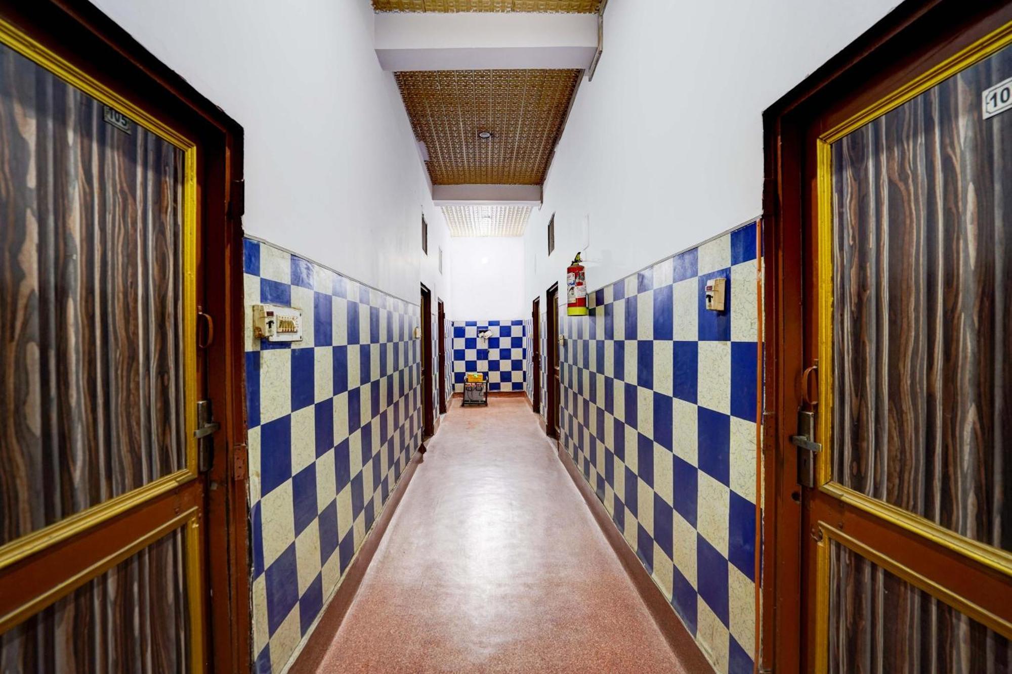 מיראט Hotel O Sangam מראה חיצוני תמונה