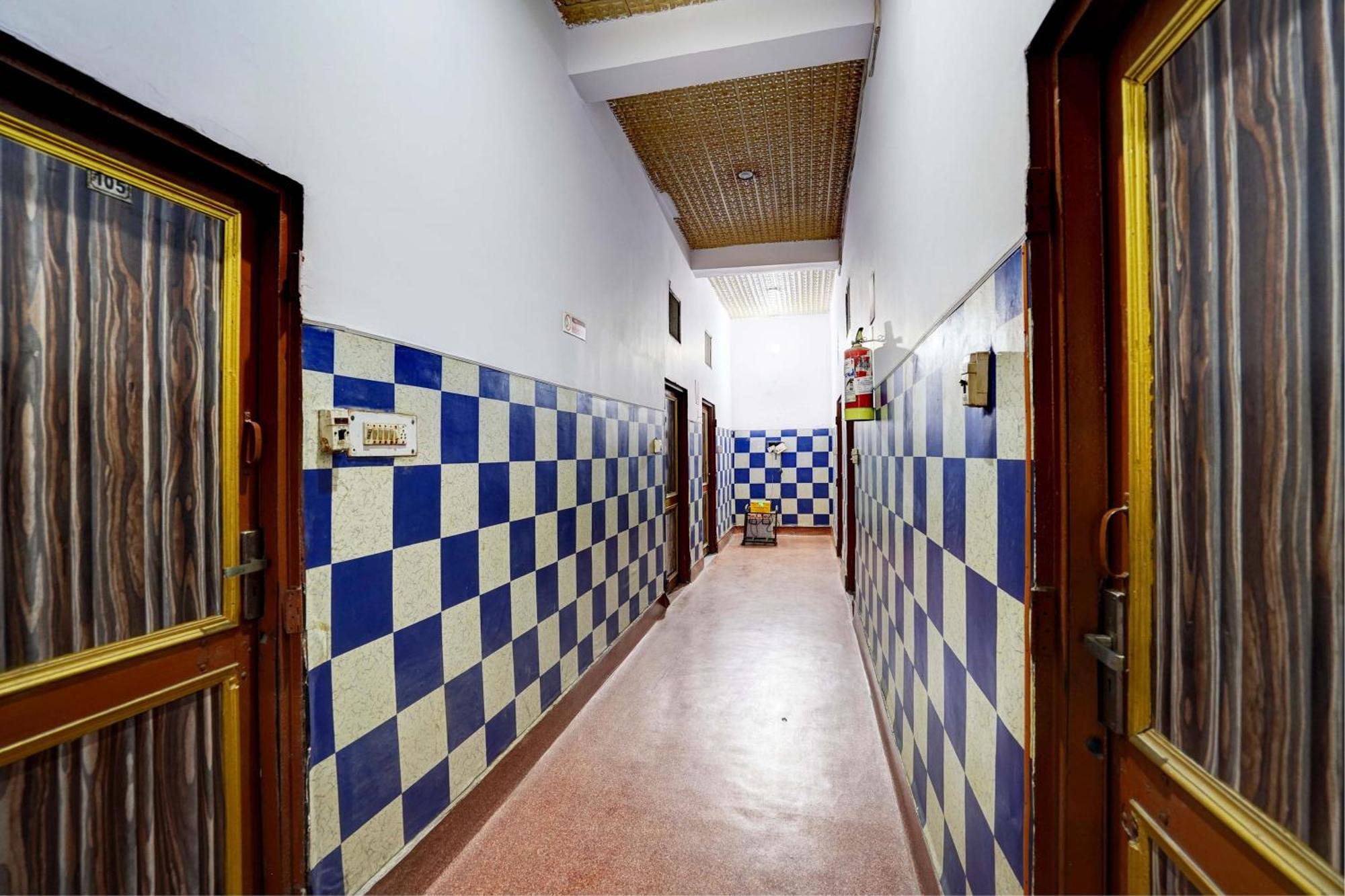 מיראט Hotel O Sangam מראה חיצוני תמונה